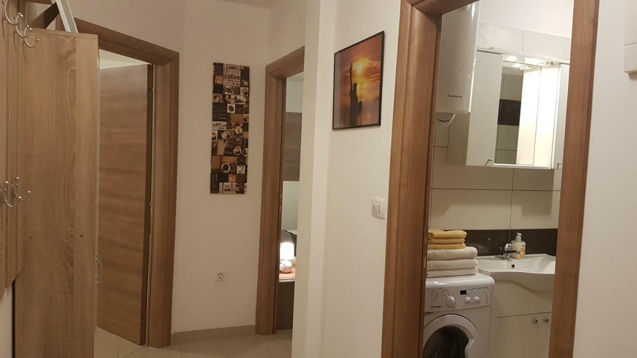 Ferienwohnung Orange Brist Pula Exterior foto
